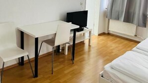 Double or Twin Room - Westend Hotel (Köln)