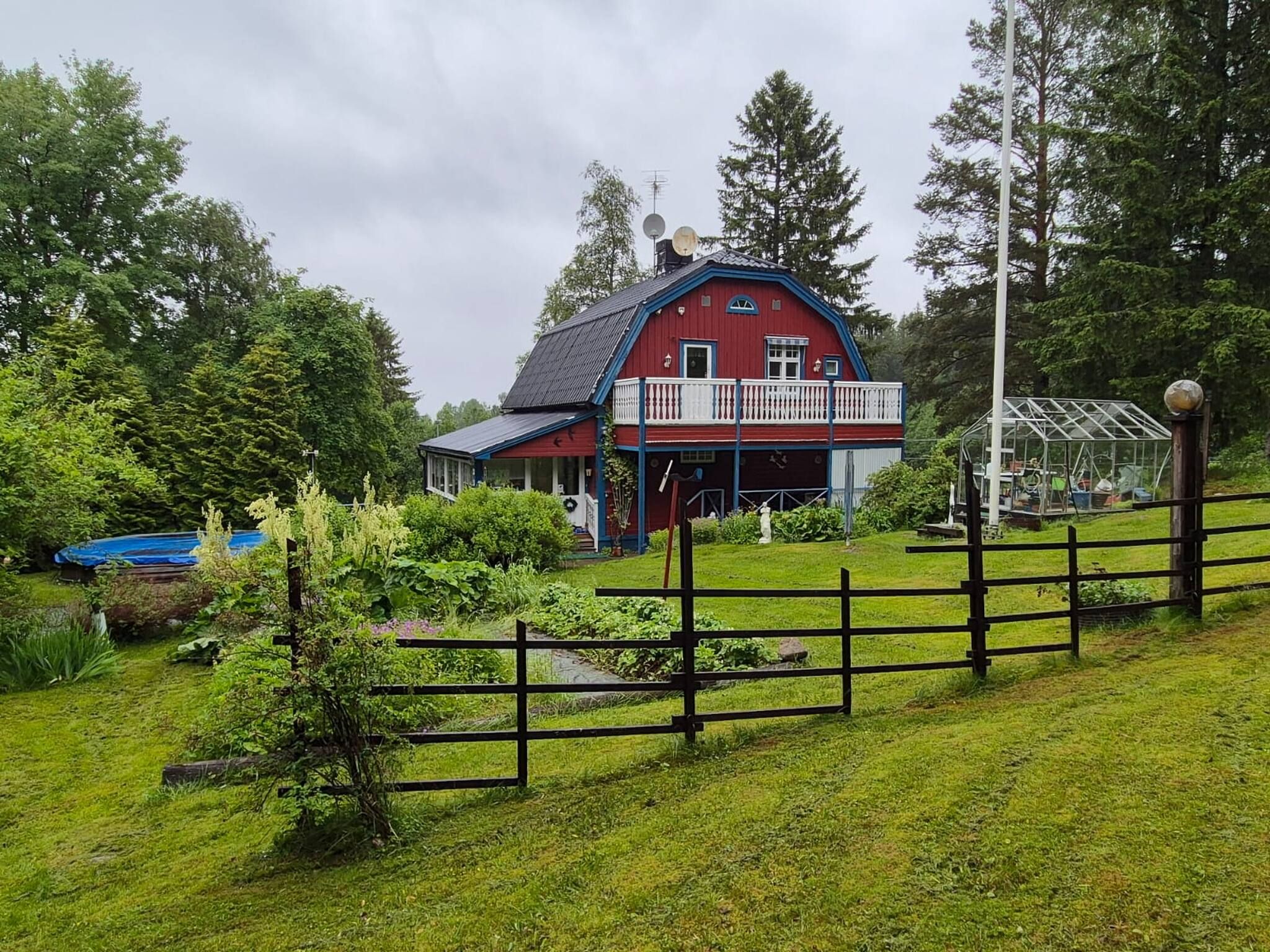 Hus - 4 sovrum - uteplats | Exteriör