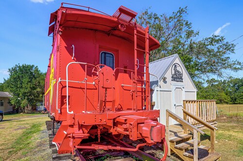 Converted Caboose on 50 Acres! Unique Naples Gem