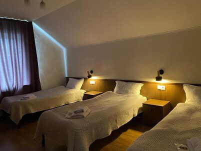 Mirano Guest House Hostel
