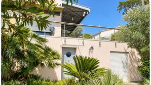 Exterior - Vrbo Property (Sète)