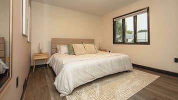 Desk, iron/ironing board, travel cot, free WiFi