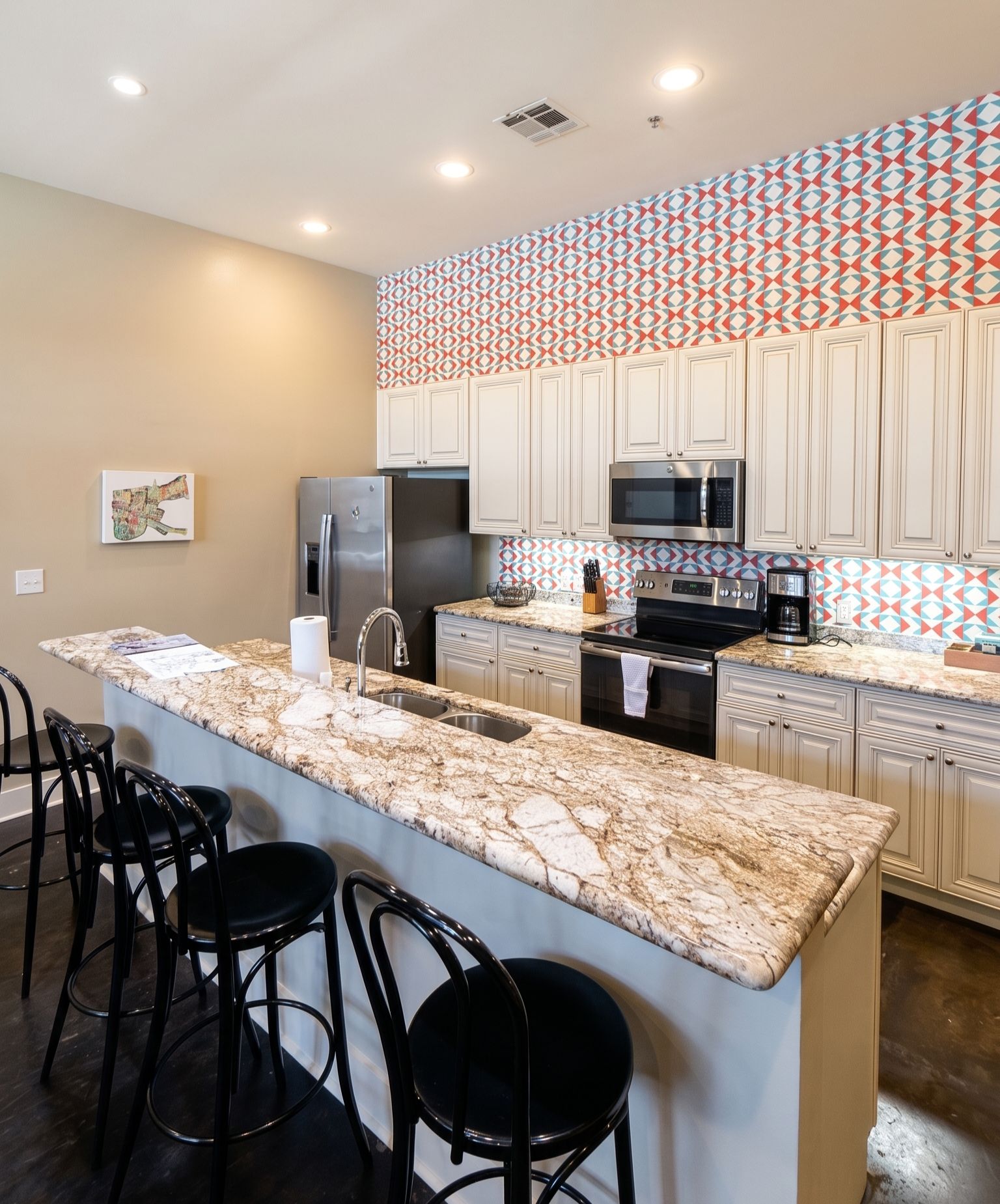 Granite kitchen with stylish finishes