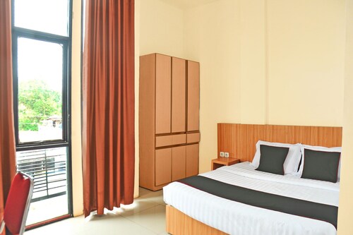 Luxury Deluxe DBL Retreat W/ Free Wifi and Parking