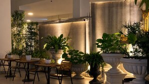 Dining - Sopor Resident (Phnom Penh)