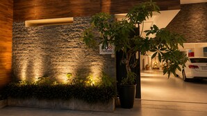Reception - Sopor Resident (Phnom Penh)