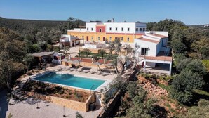 Exterior - Vrbo Property (Faro)