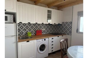 Private kitchen - Chamomile House (Aladrén)