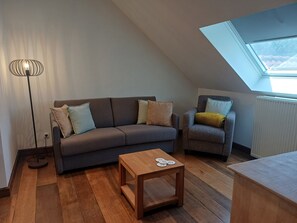 Living area - Vrbo Property (Kinrooi)