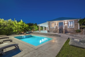 Pool - Binios Villa - private pool, walking distance from the Beach (Ano Vasilikos)