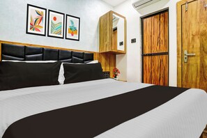 Ảnh chưa phân loại, 4 trong số 28 ảnh, nút