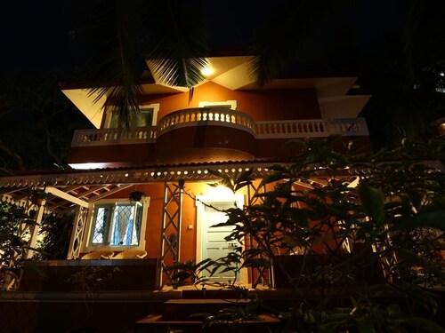 Joshua's Beach House | 6 BHK AC Villa Near Calangute Beach, Goa