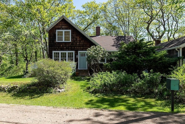 Exterior - Fabulous 3-bedroom house in Biddeford perfect for your beach getaway (Biddeford)