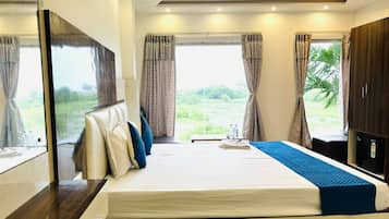 Deluxe Double Room | Free WiFi