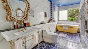 Bathroom - Mayfair on Sea (Morjim)