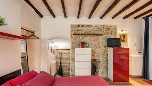 Room - Nice Studio in Trastevere (Rome)