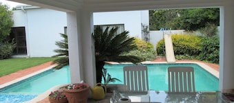 Bettie's Luxury Lodge