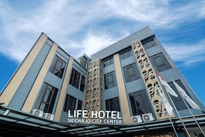 Exterior - Life Hotel Sidoarjo (Sidoarjo)