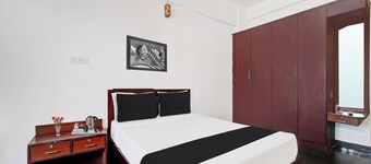 Hotel O East Fort