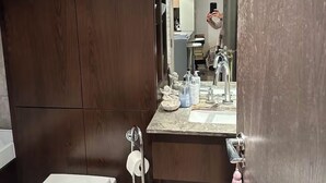 Bathroom - Stylish Chelsea/fulham one bedroom flat. (London)