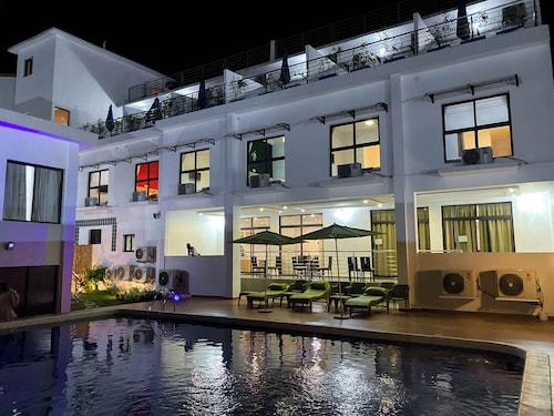 Robert's Hotel 