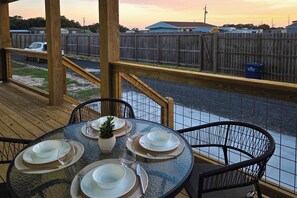Interior - Modern Cottage, Sunset Views, 3 Mi to RP Beach (Rockport)