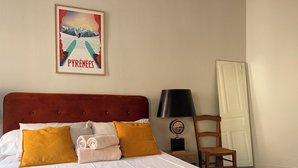 Room - Vrbo Property (Lourdes)