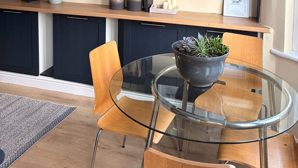 Dining - Comfy Three Bedroom Terrace House (Liverpool)