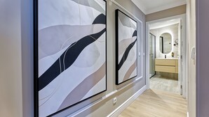 Apartment, 1 Queen Bed | Bathroom - Prime Apartments Estefanea (Lisboa)