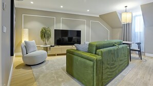 Apartment, 3 Bedrooms | Ruang tamu