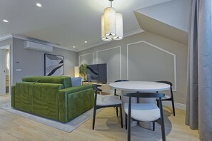 Apartment, 3 Schlafzimmer | Speisen