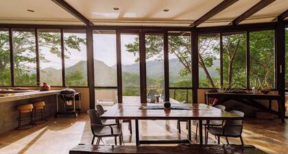 Beautiful 4-bedroom eco-lodge in El Copé. The ecotherapy youve been looking for.