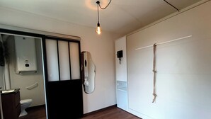 Bathroom - Vrbo Property (Jonzac)