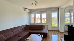 Living area - Belgrade Arena Apartment (Beograd)