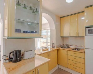 Private kitchen - BENAL BEACH apartment with panoramic views. (Benalmadena costa)