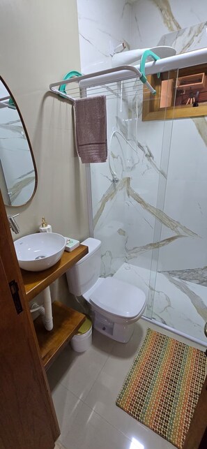 Bathroom - Vrbo Property (Ubatuba)