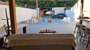 Outdoor dining - Vrbo Property (Ubatuba)