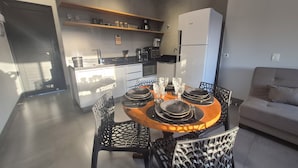 Deluxe-Apartment, Stadtblick | Innenbereich