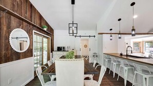Dining - Premium Restored Cabin | Pocono Mountains (Barrett Township)