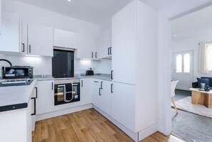 Private kitchen - Elegant 2BR Getaway Near Wakefield | Parking (Wakefield)