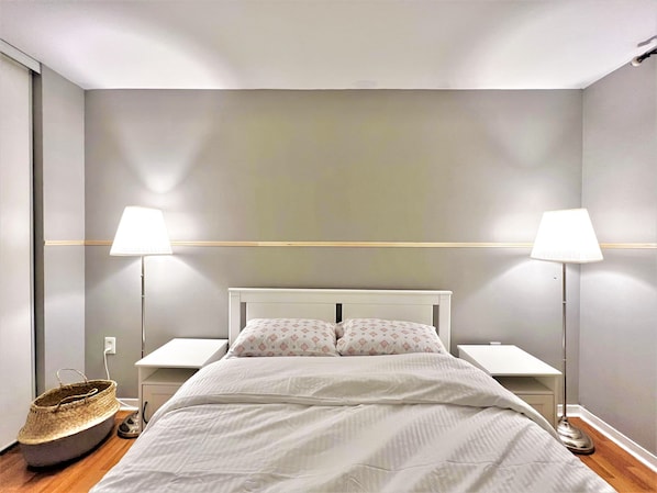 Room - Vrbo Property (Montréal)