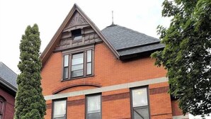 Exterior - Modern Studio in Allentown (Buffalo)