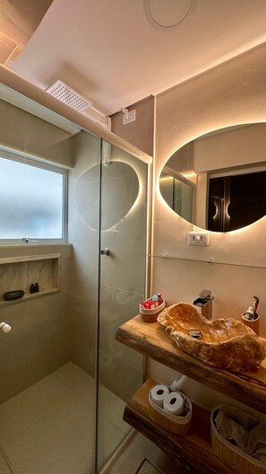 Bathroom - Vrbo Property (Guarujá)