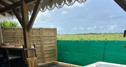 Ti Kann, cottage with private hot tub