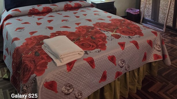 Unclassified image, 1 of 13, button - Room 'Camera Matrimoniale' with Wi-Fi and Air Conditioning (Grosseto)