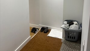 Interior - Stylish 1 Bedroom Town Centre Flat in Saltash 5 Mins from Train Station (Saltash)