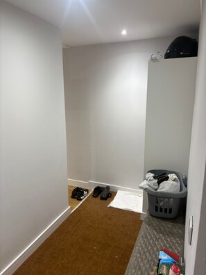 Interior - Stylish 1 Bedroom Town Centre Flat in Saltash 5 Mins from Train Station (Saltash)