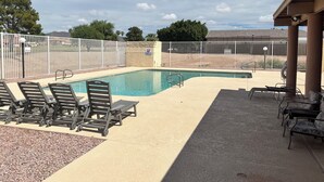 Pool - Your cozy townhome with AC and pool in vibrant Mesa (Mesa)