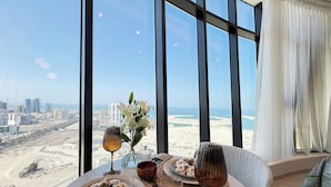 Dining - Ritz Carlton & Panorama Sea View F276O (Seef)