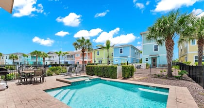 Island Escape Cottage Near Disney with Private Pool and Margaritaville Resort &.